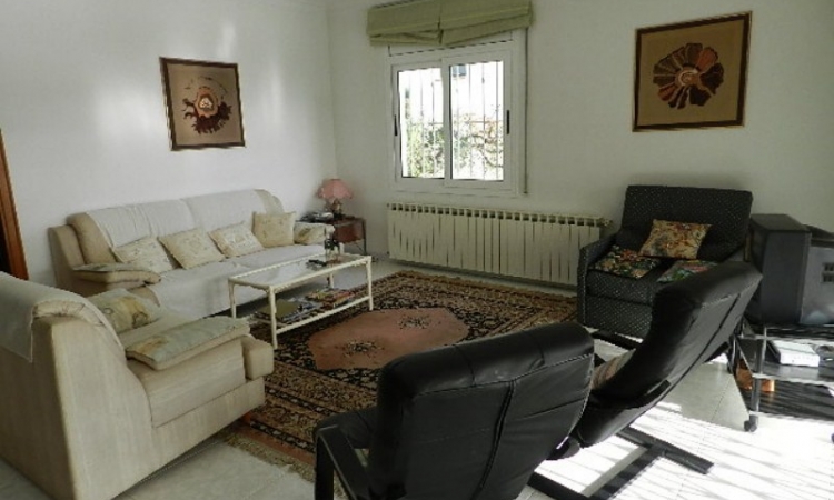 Вилла ROSA BLANCA с бассейном, расположенная в урбанизации Льорет Блау в 6 км от Льорет де Мар Вилла ROSA BLANCA с бассейном, расположенная в урбанизации Льорет Блау в 6 км от Льорет де Мар