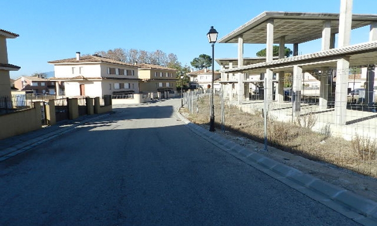 Коттедж в урбанизации Mas Flassia, в тихом жилом районе города Видререс (Vidreres) Коттедж в урбанизации Mas Flassia, в тихом жилом районе города Видререс (Vidreres)