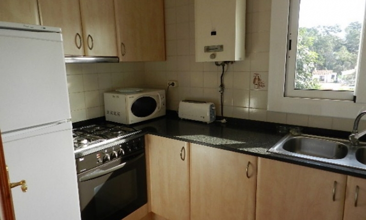 Вилла SOL I PINS с бассейном, расположенная в урбанизации Льорет Блау в 6 км от Льорет де Мар. Вилла SOL I PINS с бассейном, расположенная в урбанизации Льорет Блау в 6 км от Льорет де Мар.