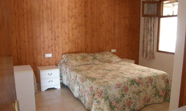 Вилла PRIMAVERA с бассейном, расположенная в урбанизации Льорет Верт в 5 км от Льорет де Мар Вилла PRIMAVERA с бассейном, расположенная в урбанизации Льорет Верт в 5 км от Льорет де Мар