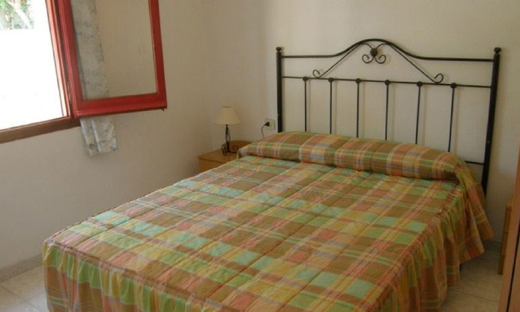 Вилла SOL I PINS с бассейном, расположенная в урбанизации Льорет Блау в 6 км от Льорет де Мар. Вилла SOL I PINS с бассейном, расположенная в урбанизации Льорет Блау в 6 км от Льорет де Мар.