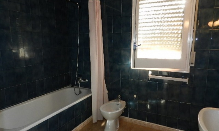 Вилла PRIMAVERA с бассейном, расположенная в урбанизации Льорет Верт в 5 км от Льорет де Мар Вилла PRIMAVERA с бассейном, расположенная в урбанизации Льорет Верт в 5 км от Льорет де Мар