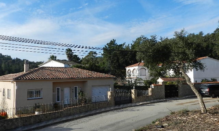 Вилла PRIMAVERA с бассейном, расположенная в урбанизации Льорет Верт в 5 км от Льорет де Мар Вилла PRIMAVERA с бассейном, расположенная в урбанизации Льорет Верт в 5 км от Льорет де Мар