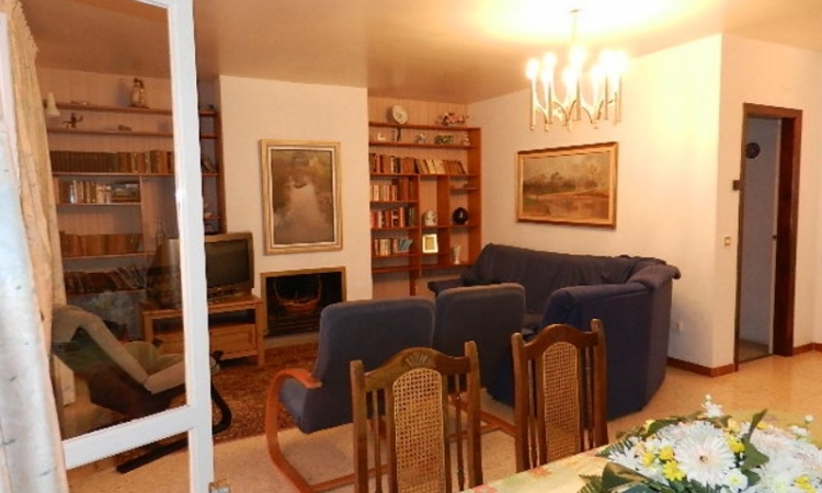 Вилла PRIMAVERA с бассейном, расположенная в урбанизации Льорет Верт в 5 км от Льорет де Мар Вилла PRIMAVERA с бассейном, расположенная в урбанизации Льорет Верт в 5 км от Льорет де Мар