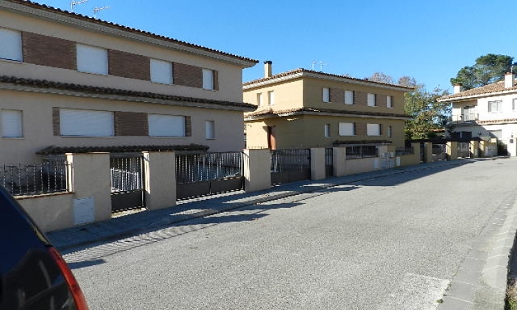 Коттедж в урбанизации Mas Flassia, в тихом жилом районе города Видререс (Vidreres) Коттедж в урбанизации Mas Flassia, в тихом жилом районе города Видререс (Vidreres)