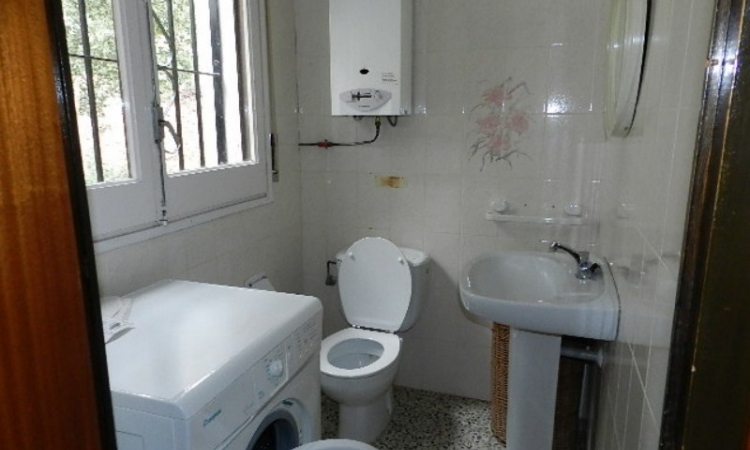 Вилла PRIMAVERA с бассейном, расположенная в урбанизации Льорет Верт в 5 км от Льорет де Мар Вилла PRIMAVERA с бассейном, расположенная в урбанизации Льорет Верт в 5 км от Льорет де Мар