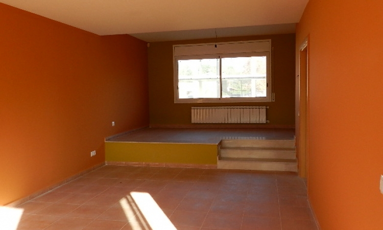 Коттедж в урбанизации Mas Flassia, в тихом жилом районе города Видререс (Vidreres) Коттедж в урбанизации Mas Flassia, в тихом жилом районе города Видререс (Vidreres)