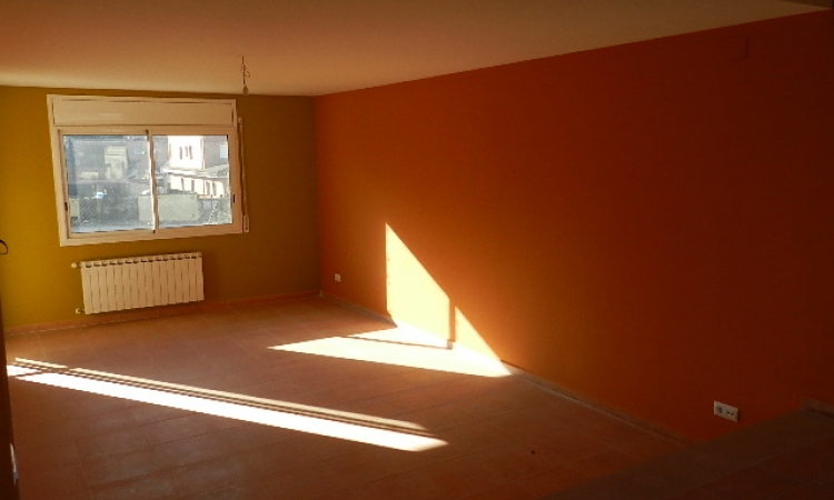 Коттедж в урбанизации Mas Flassia, в тихом жилом районе города Видререс (Vidreres) Коттедж в урбанизации Mas Flassia, в тихом жилом районе города Видререс (Vidreres)