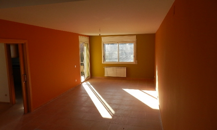 Коттедж в урбанизации Mas Flassia, в тихом жилом районе города Видререс (Vidreres) Коттедж в урбанизации Mas Flassia, в тихом жилом районе города Видререс (Vidreres)