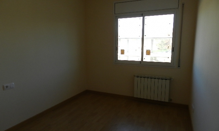 Коттедж в урбанизации Mas Flassia, в тихом жилом районе города Видререс (Vidreres) Коттедж в урбанизации Mas Flassia, в тихом жилом районе города Видререс (Vidreres)